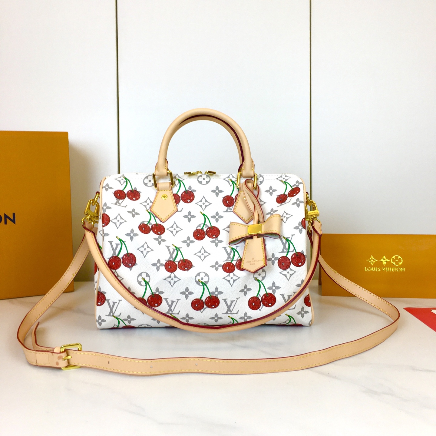 LV bag 429